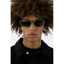 Axel Arigato Tonia Cat-Eye Sunglasses Beige -herre-solbriller Butikk unnamed file 1416