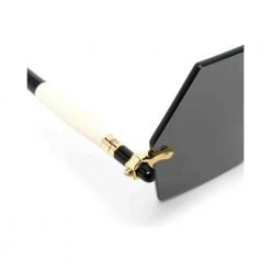 Kuboraum Sunglasses Black -herre-solbriller Butikk unnamed file 2002